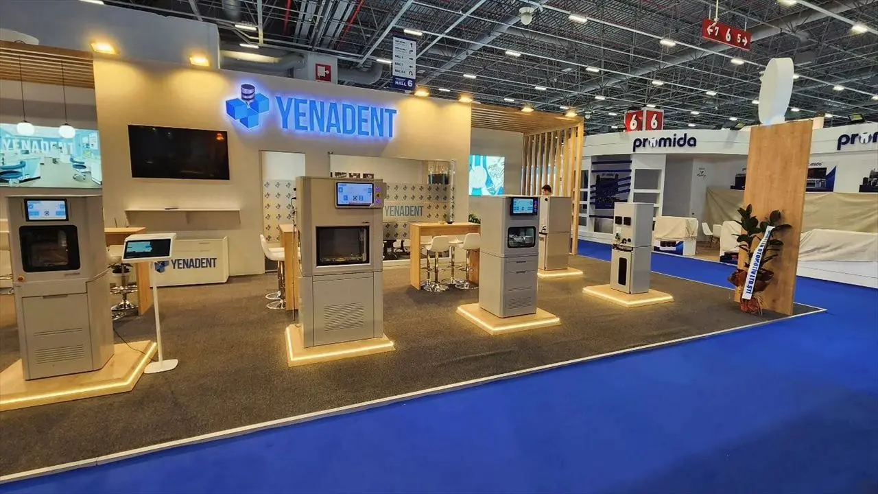 Yenadent exhibition stand — detail